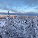 Kuusivilla 1 Lägenhet Syöte