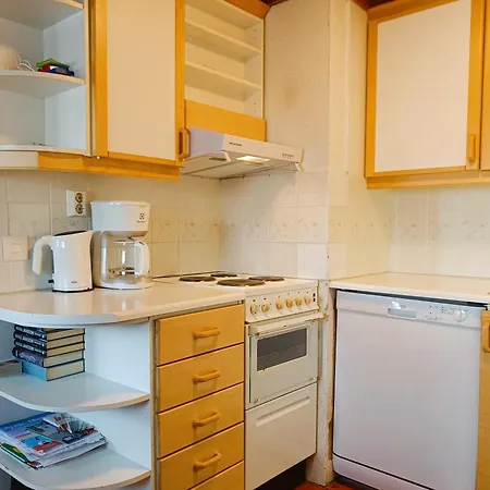 Kuusivilla 1
